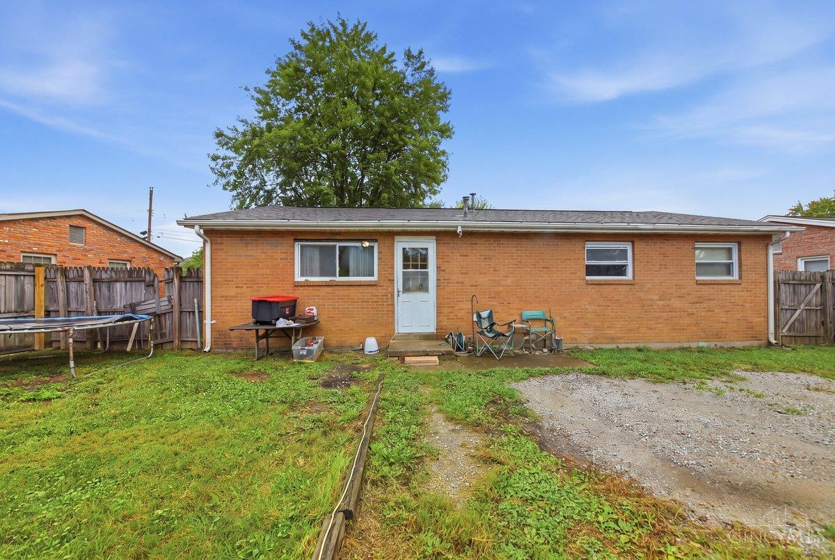 271 Ave