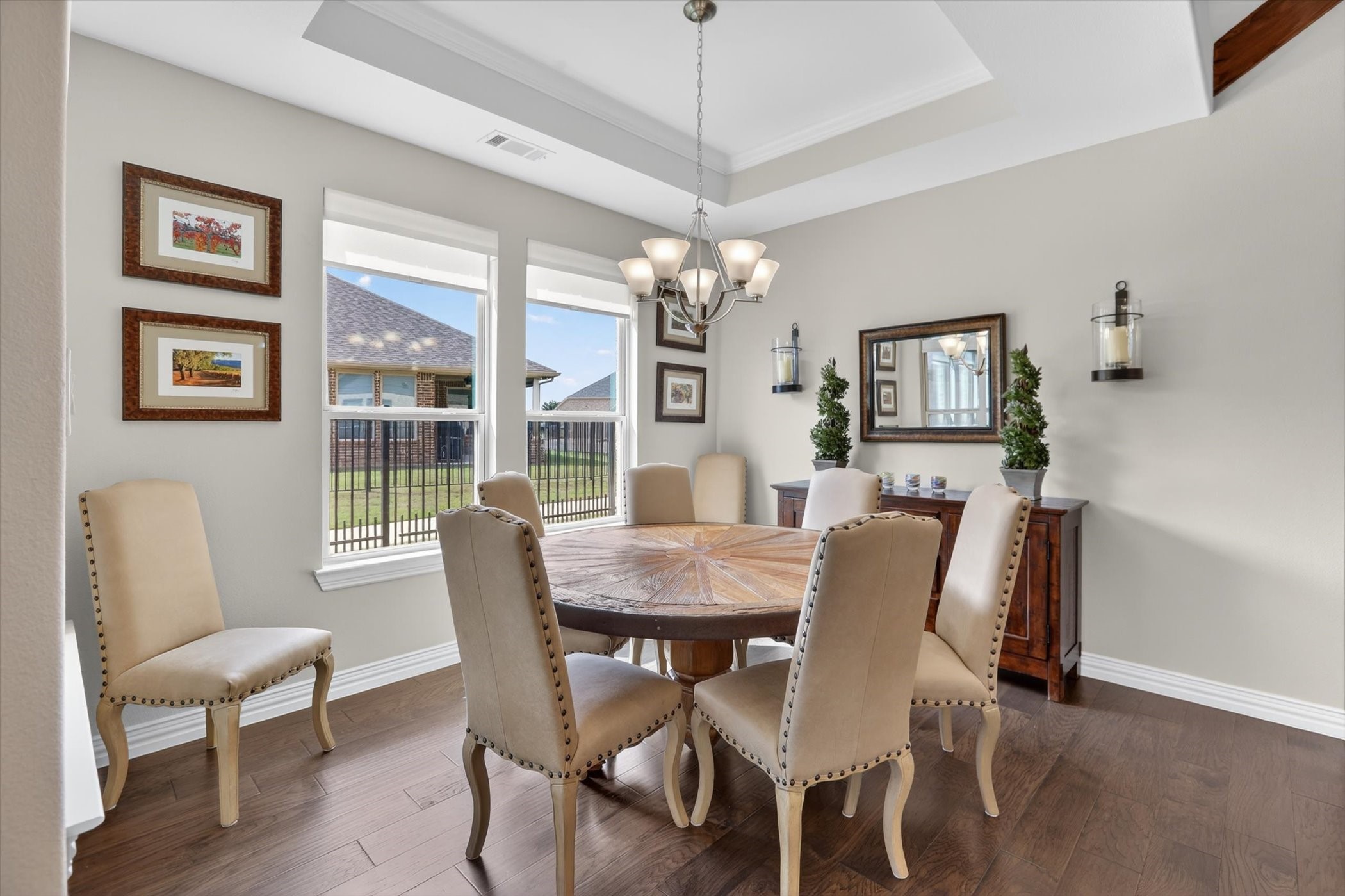 7533 Vista Bella Way