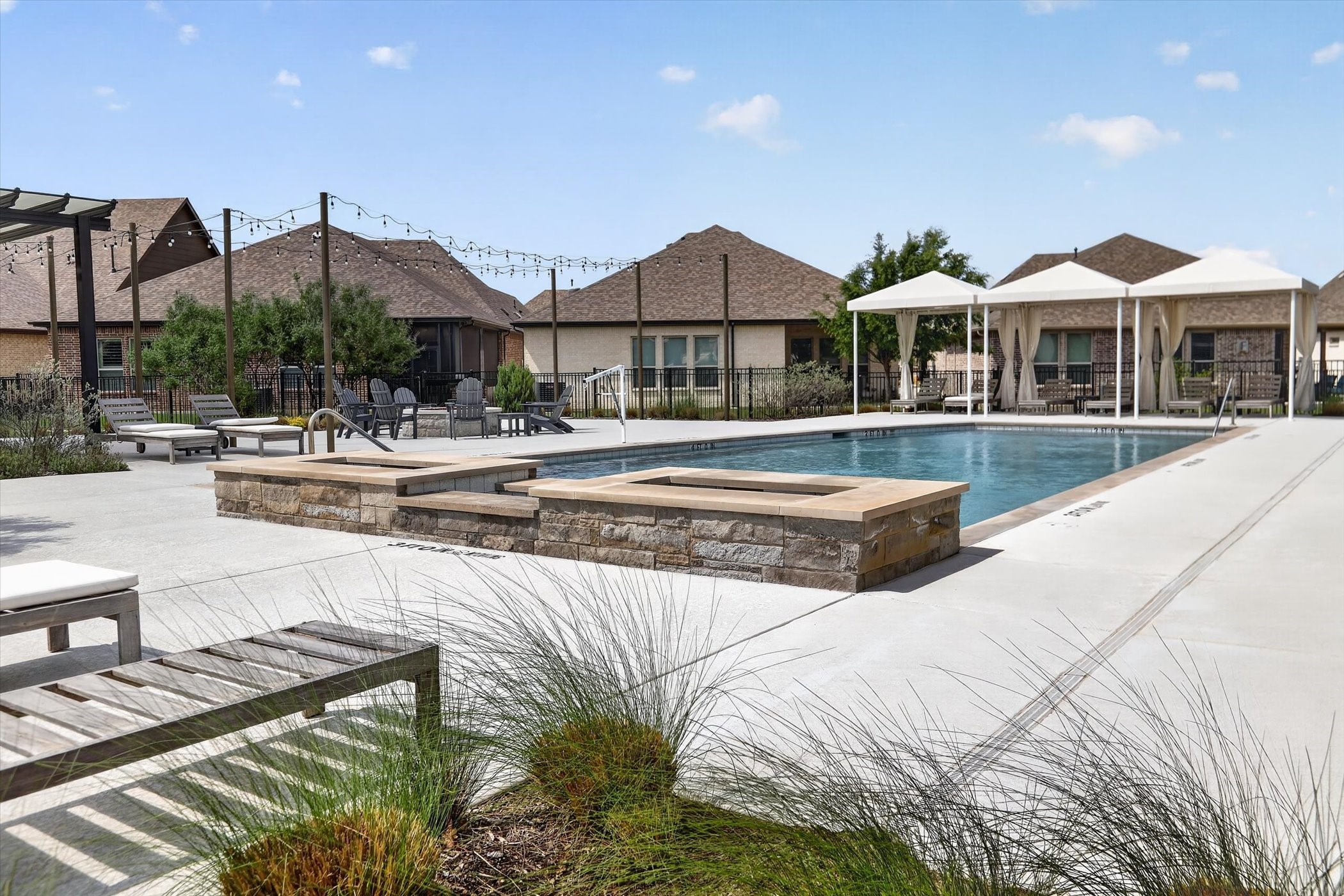 7533 Vista Bella Way