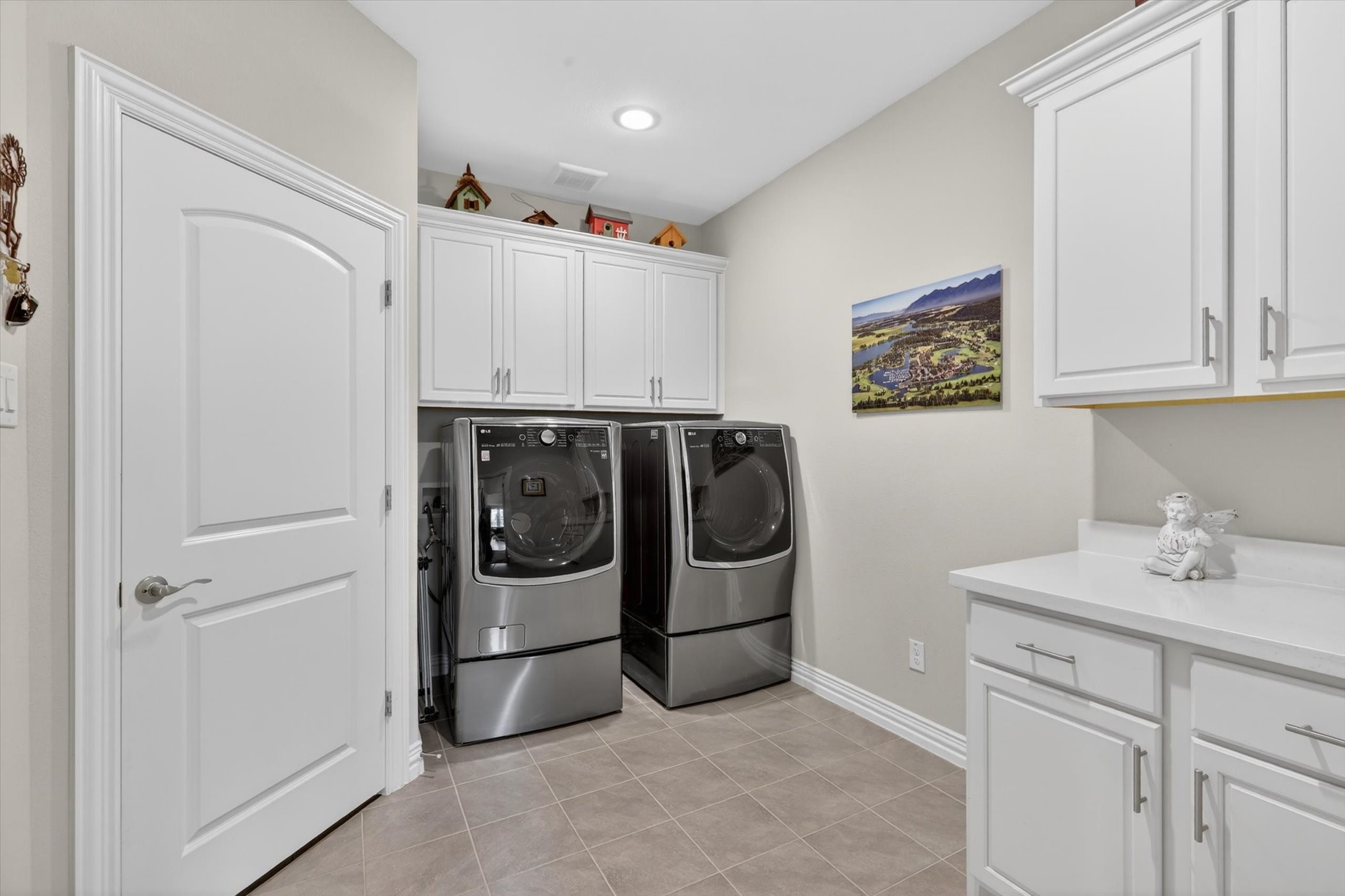 7533 Vista Bella Way