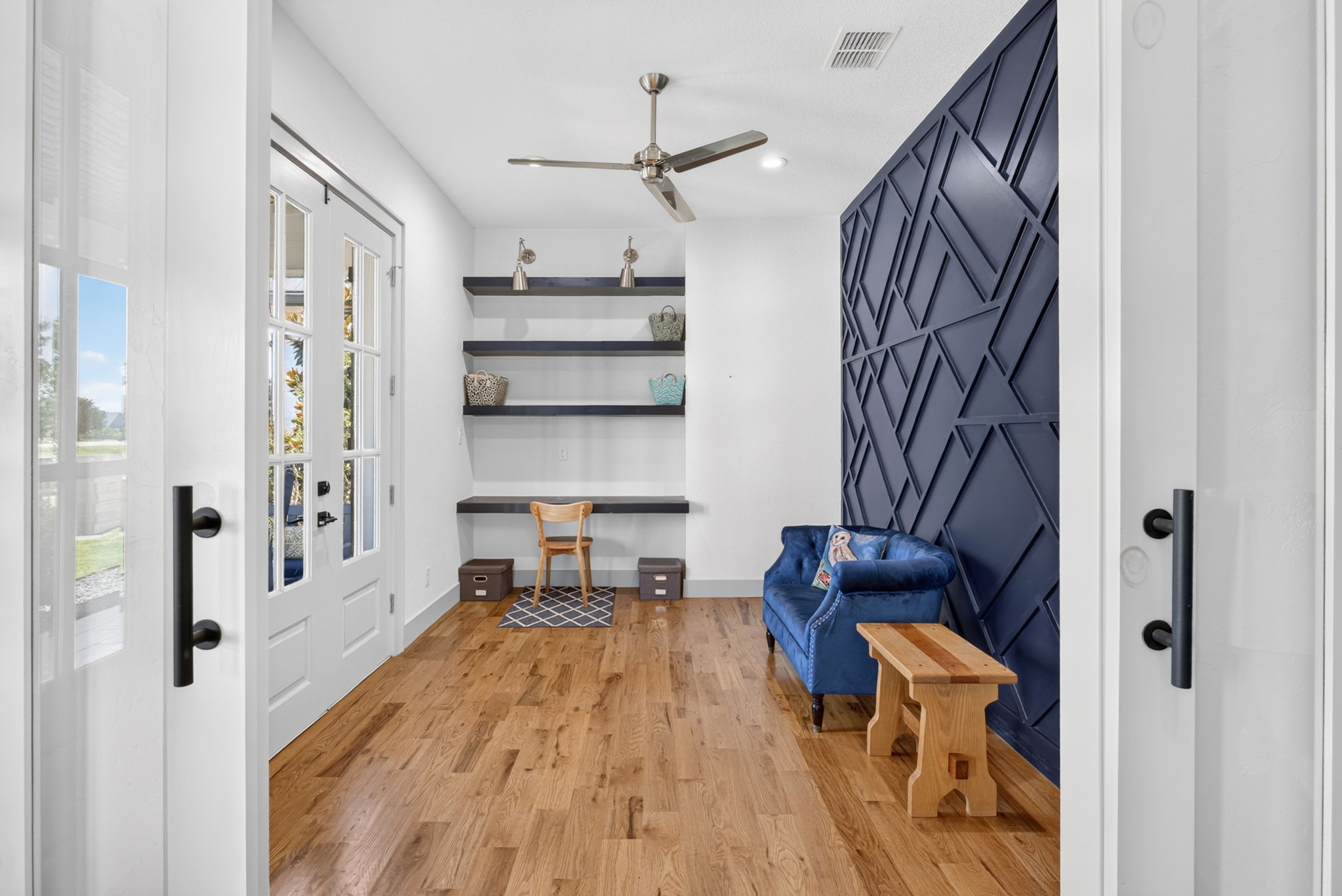 3008 Perkins Lane