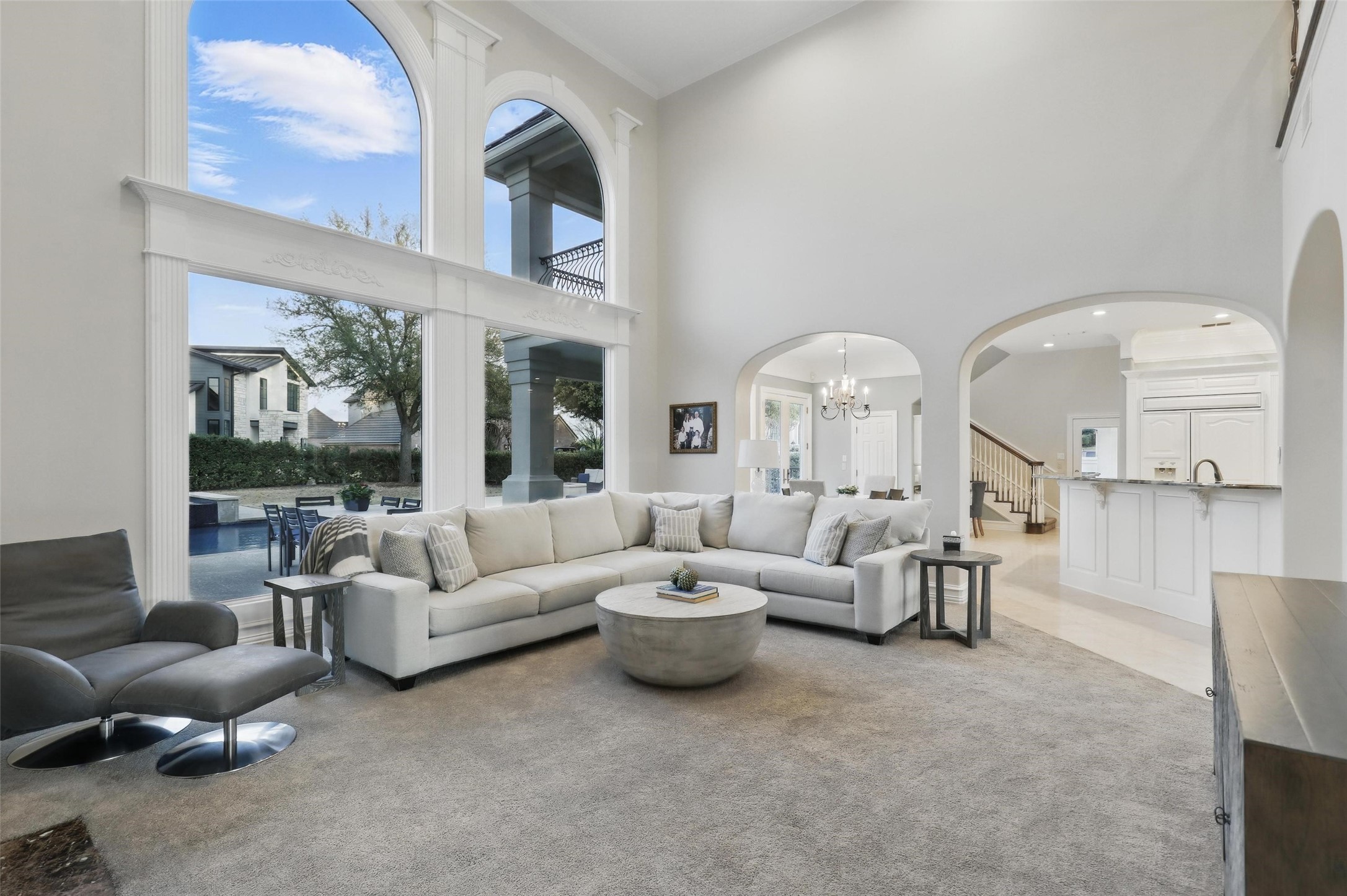 6800 Oak Hill Drive
