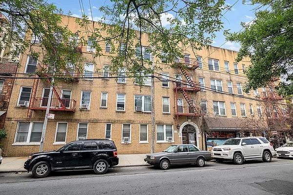 34-08 30TH Street B24
