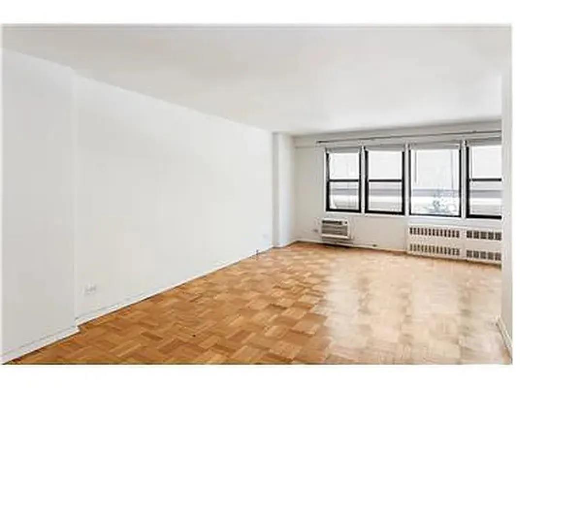 220 E 54TH Street 3H