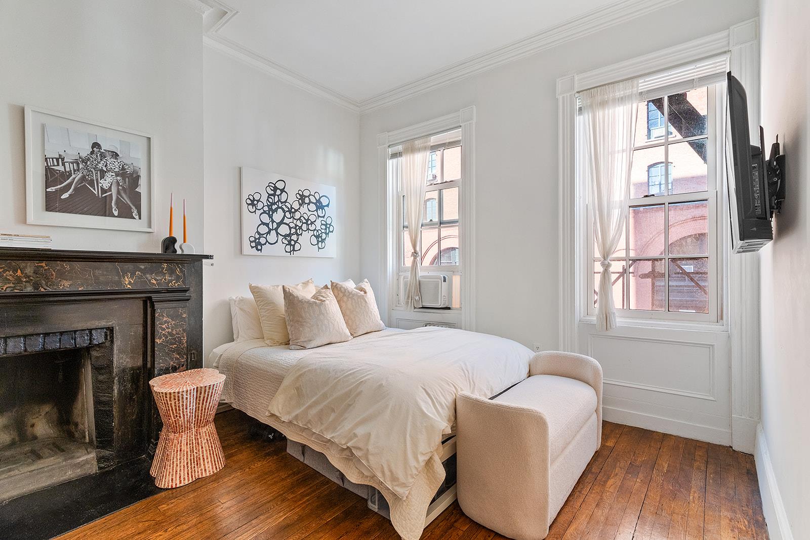 725 GREENWICH Street J5