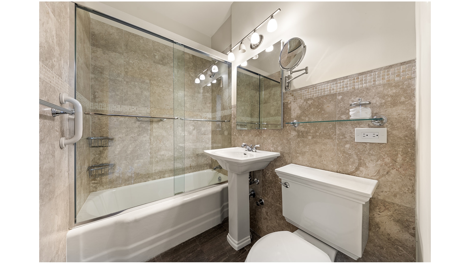520 E 72ND Street 10T