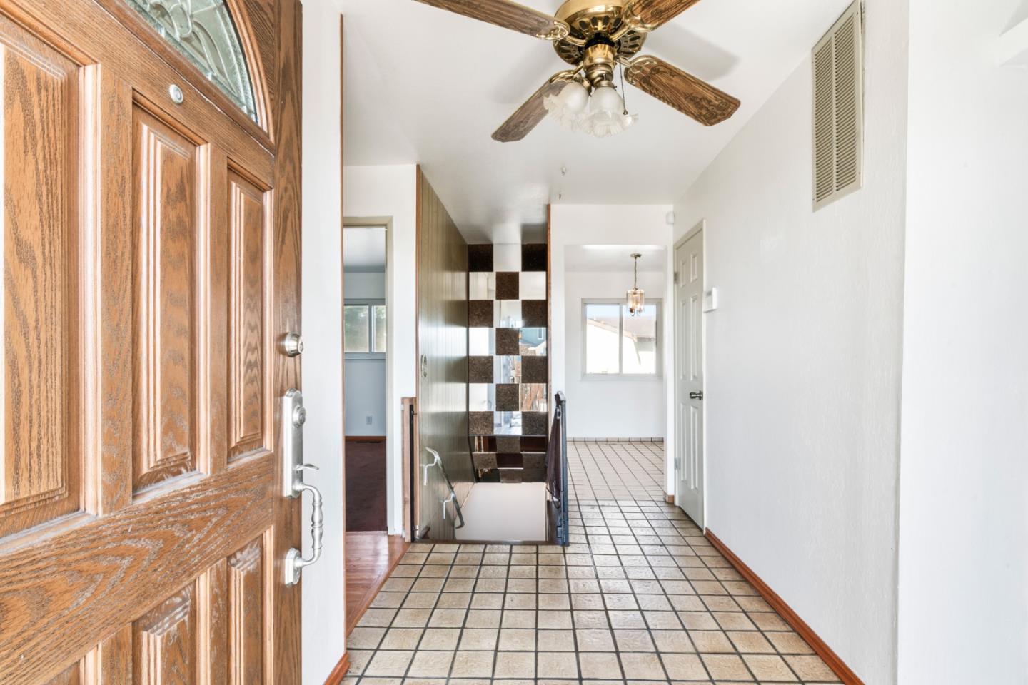27 John Glenn CIR