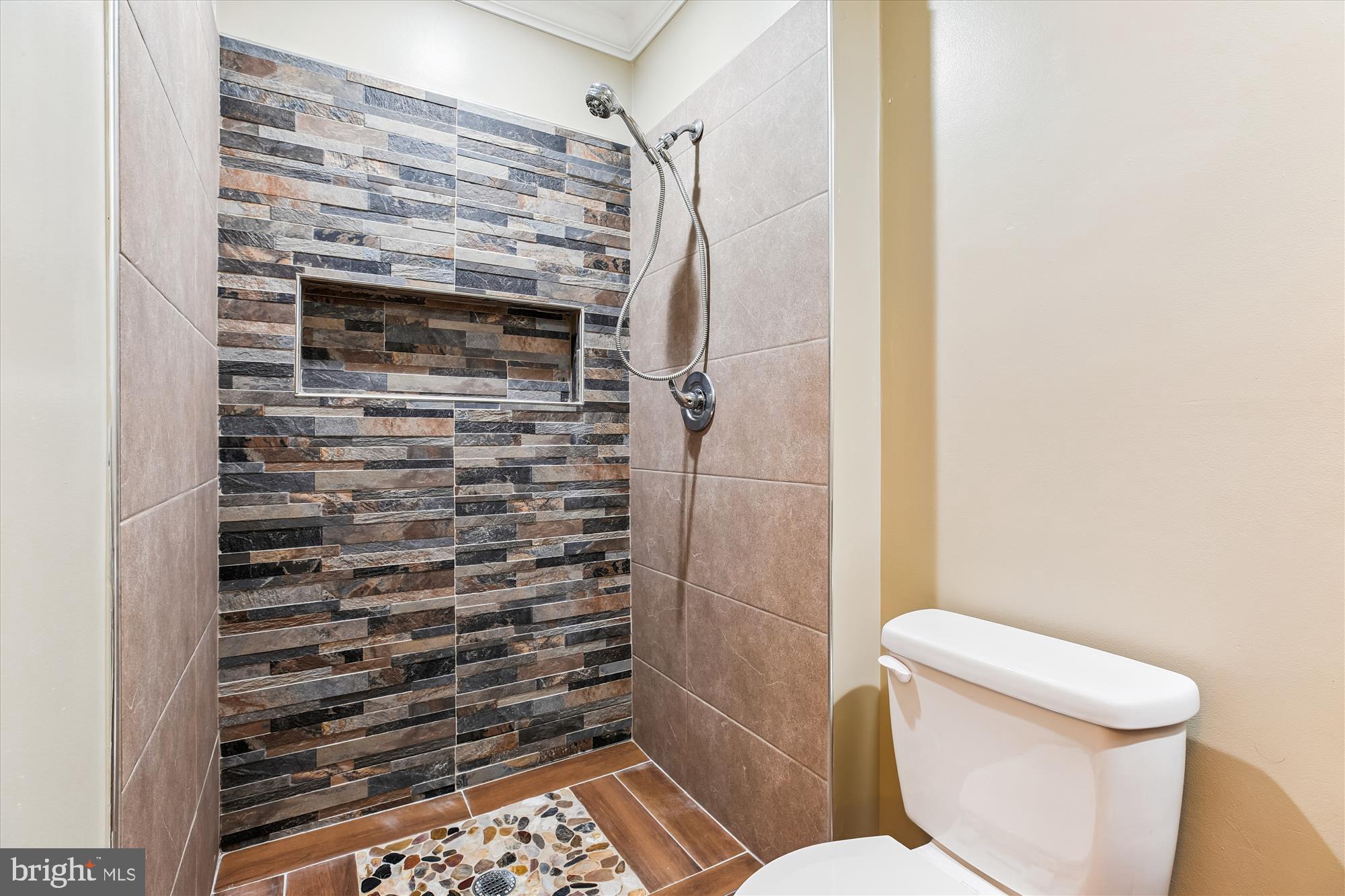 18601 SHADOWRIDGE TERRACE