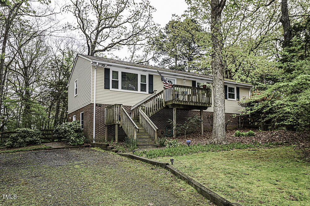 61 Chatham Glen Drive
