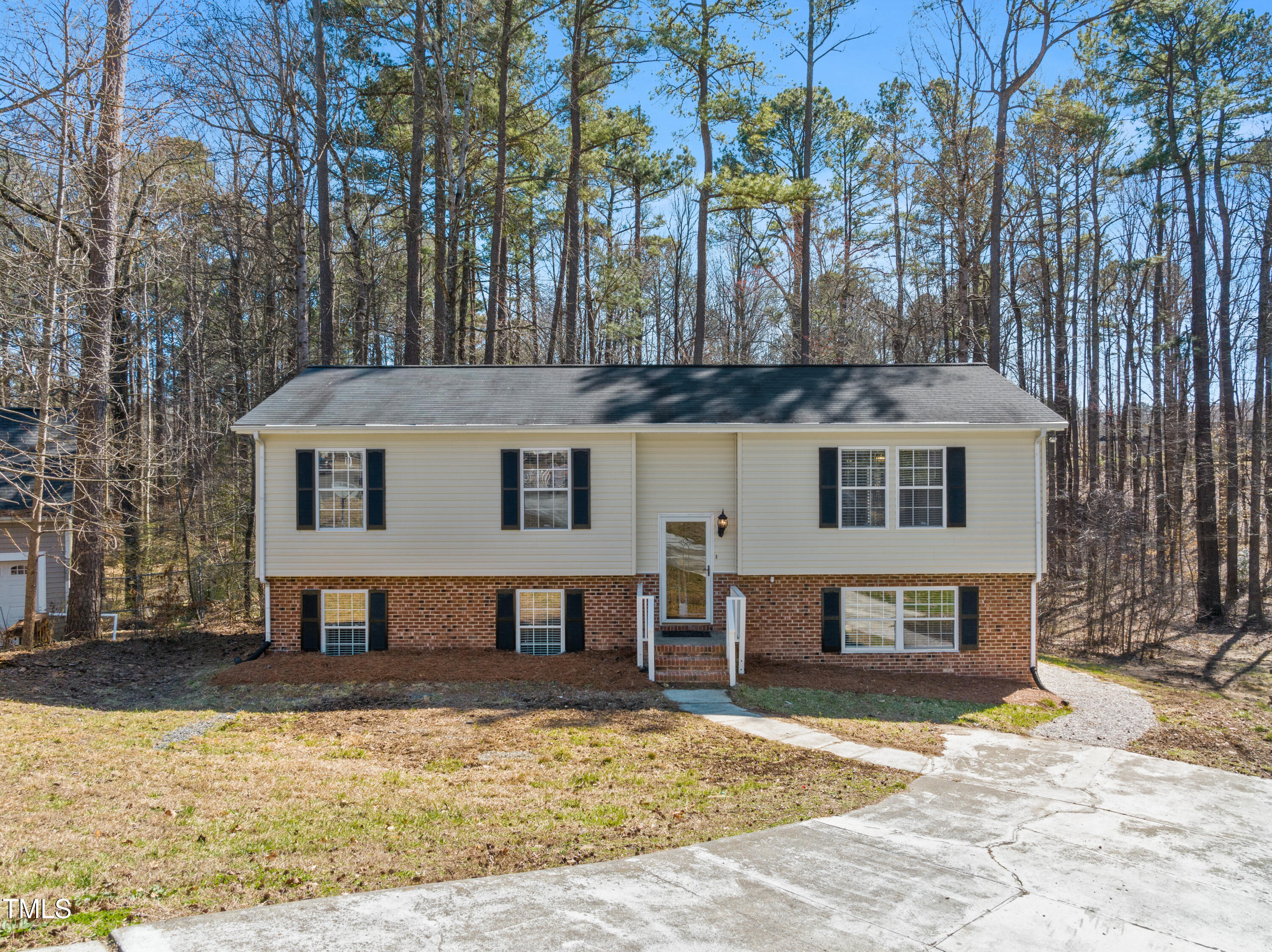 228 Hickory Glen Lane