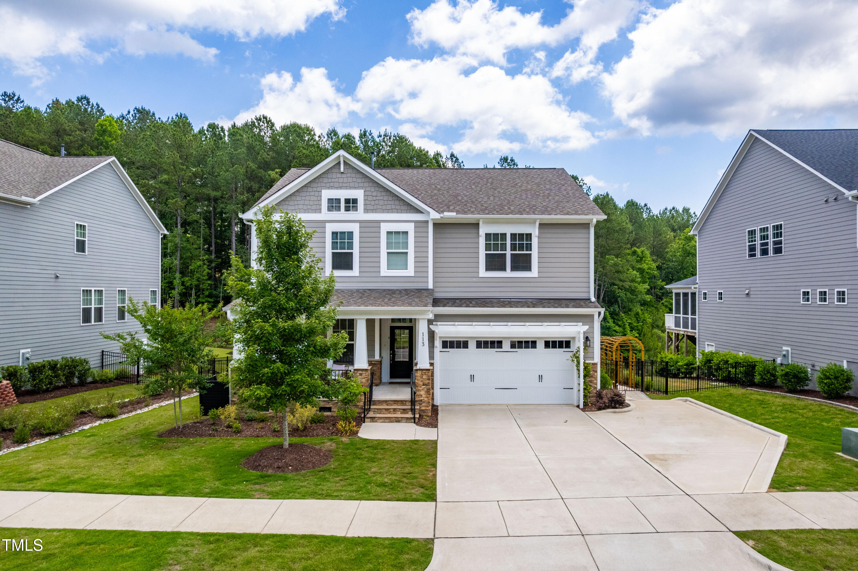 113 Hidden Bluff Dr