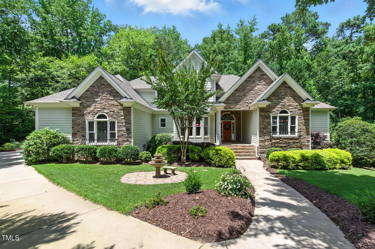 137 Forked Pine Court