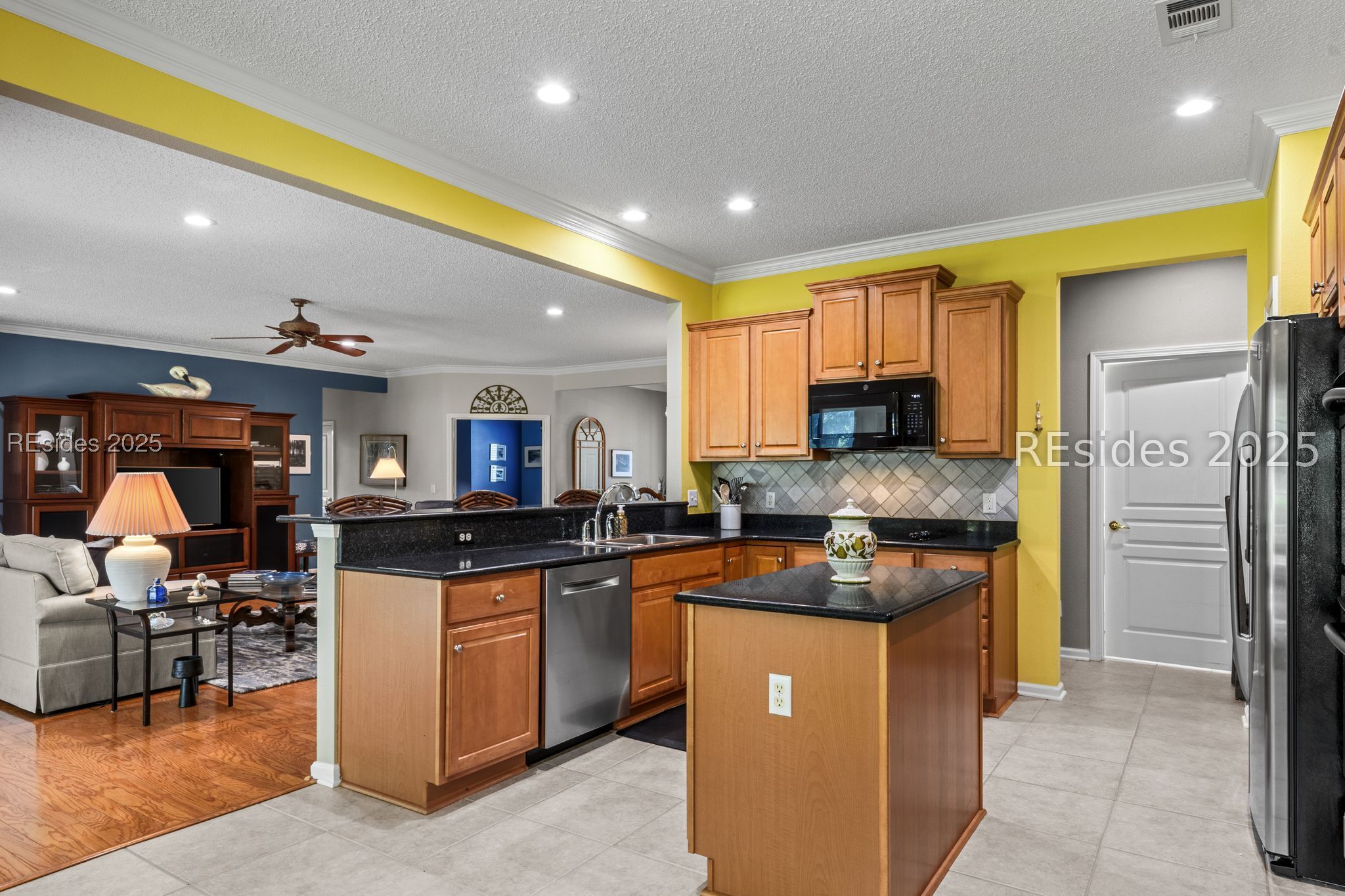 100 Stratford Village Way