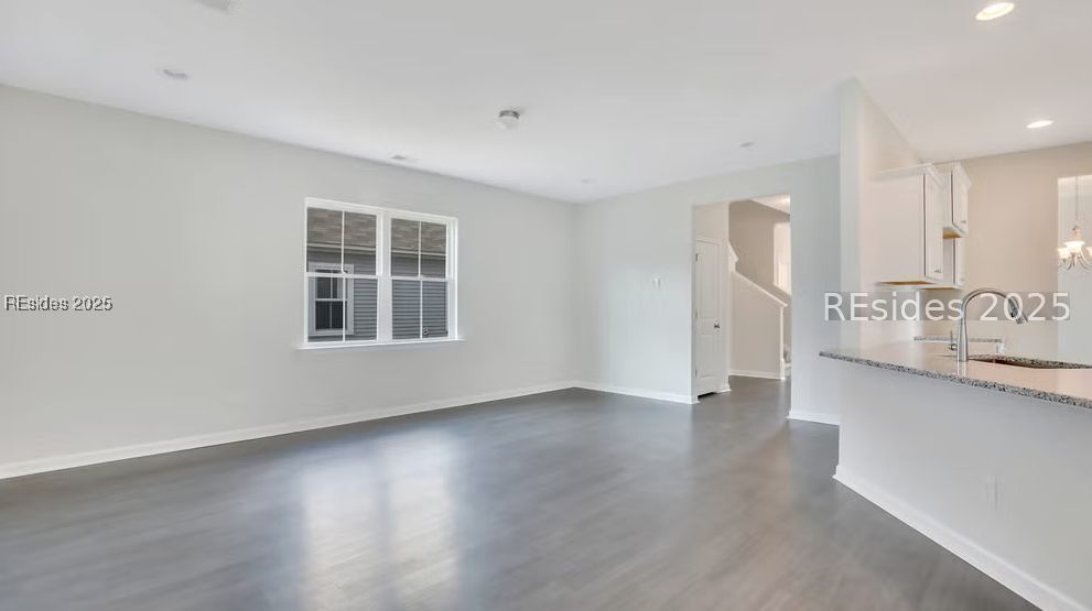 175 Standing Oaks Drive