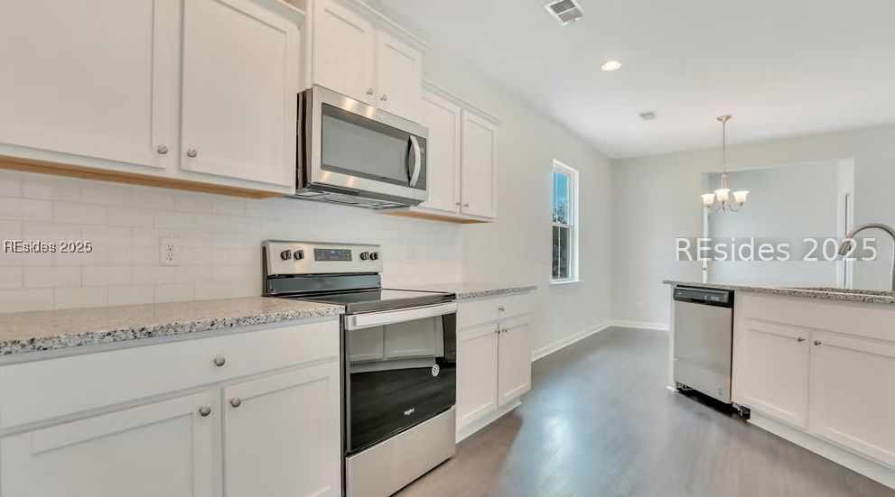 175 Standing Oaks Drive