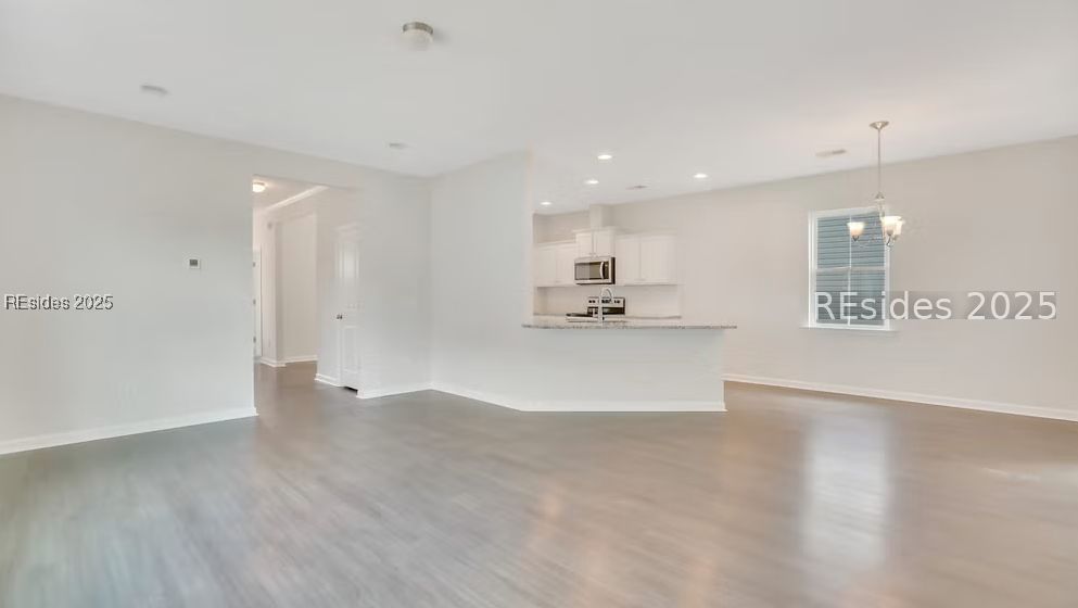 175 Standing Oaks Drive