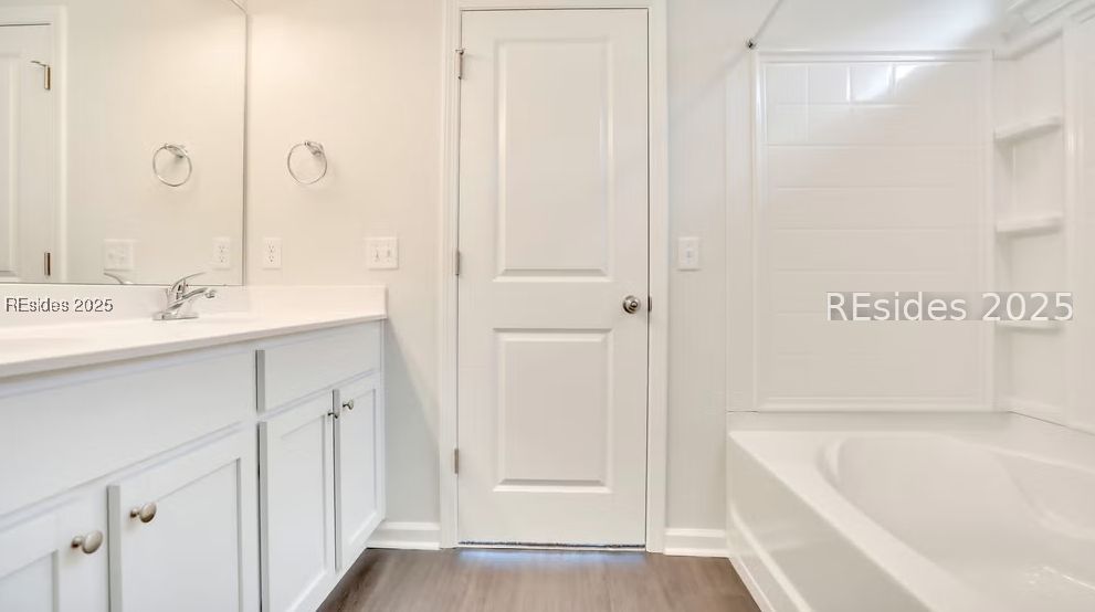 175 Standing Oaks Drive