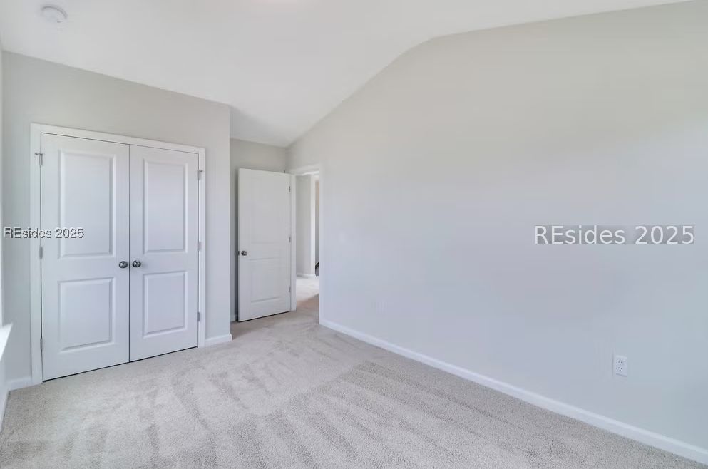 175 Standing Oaks Drive