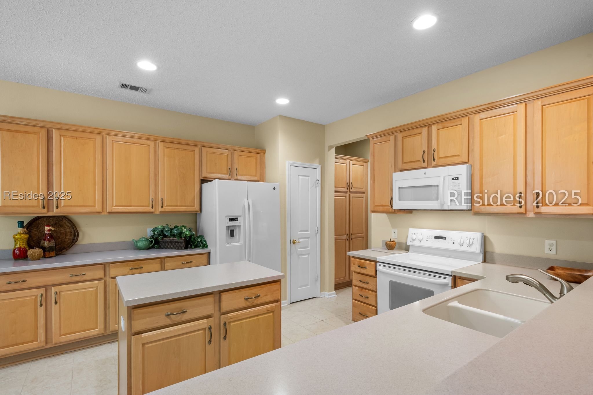 32 Willow Brook Drive