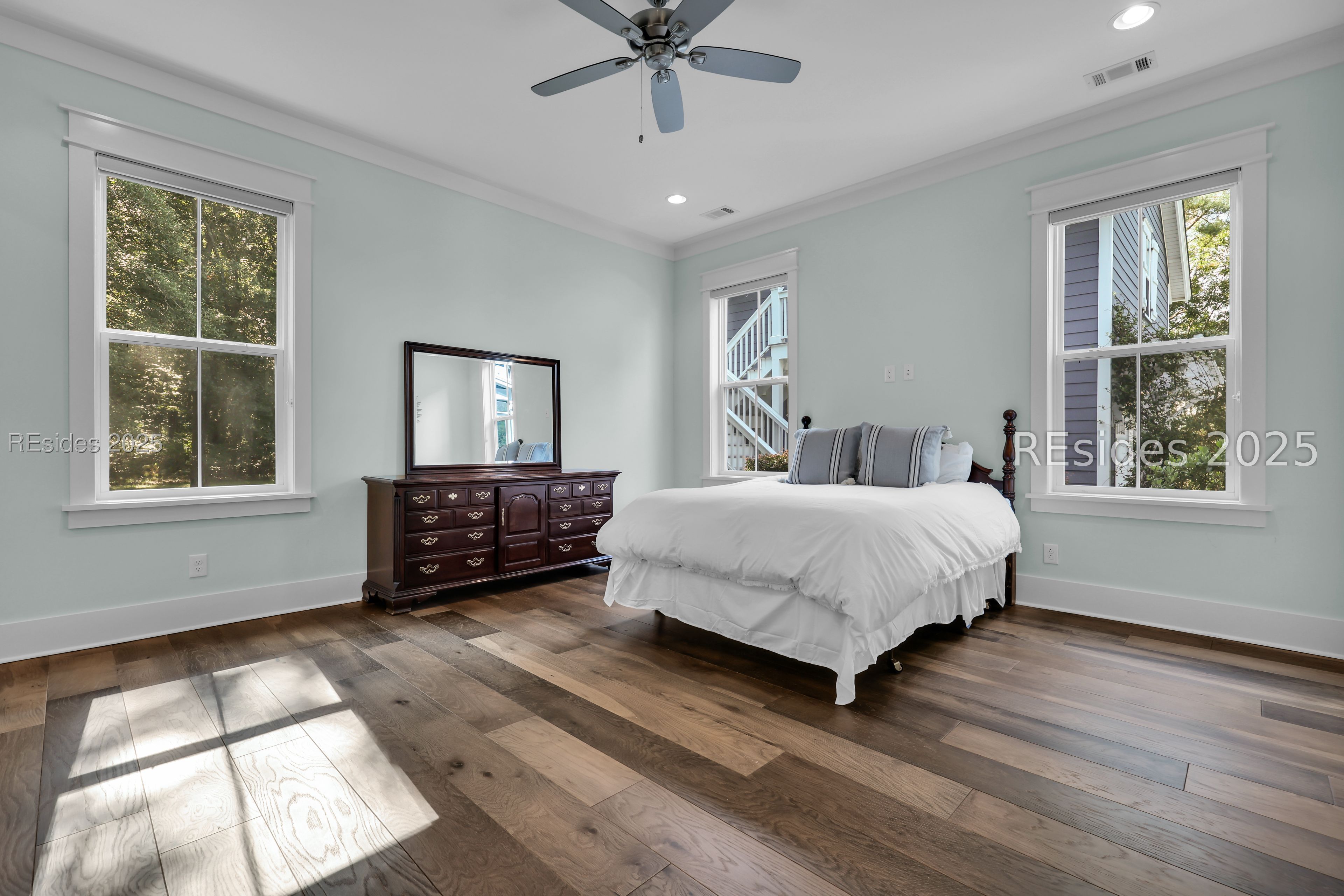 2 Oldfield Village Road