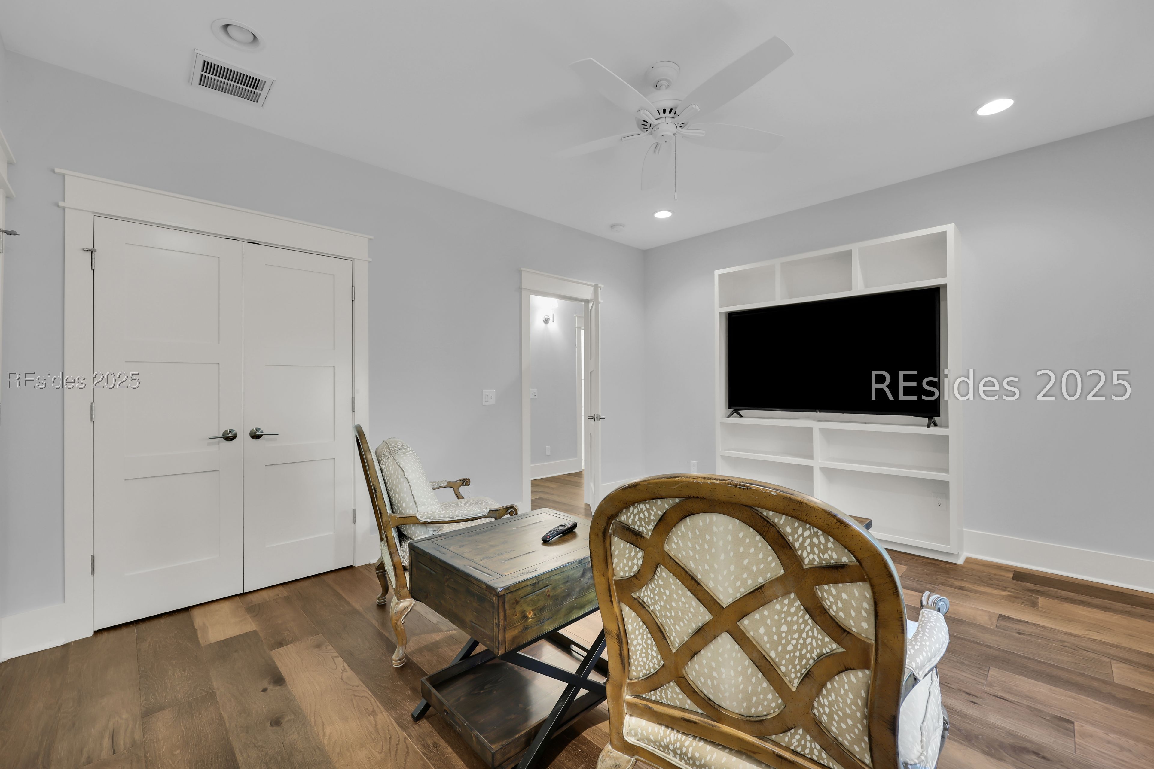 2 Oldfield Village Road