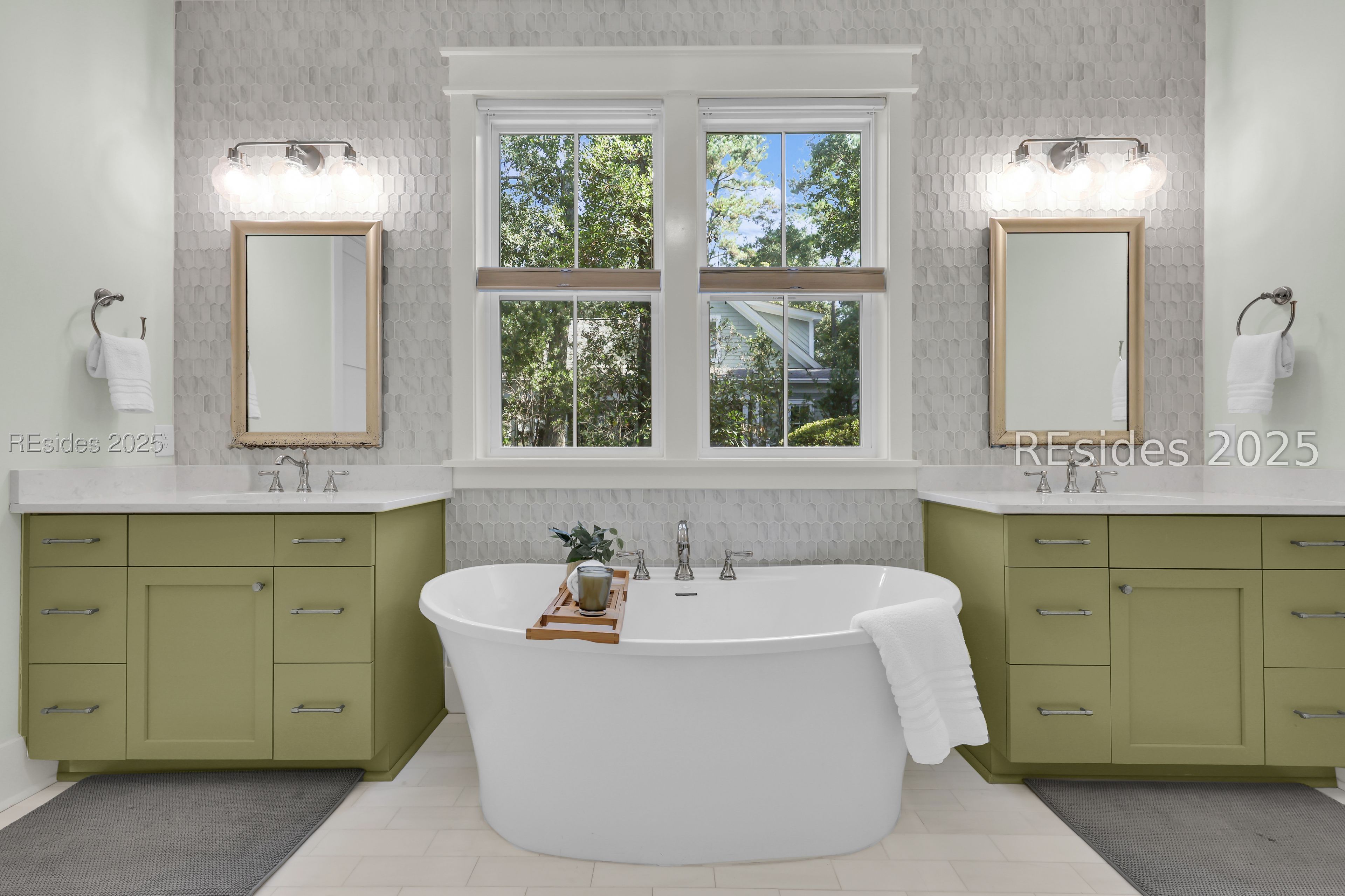 2 Oldfield Village Road