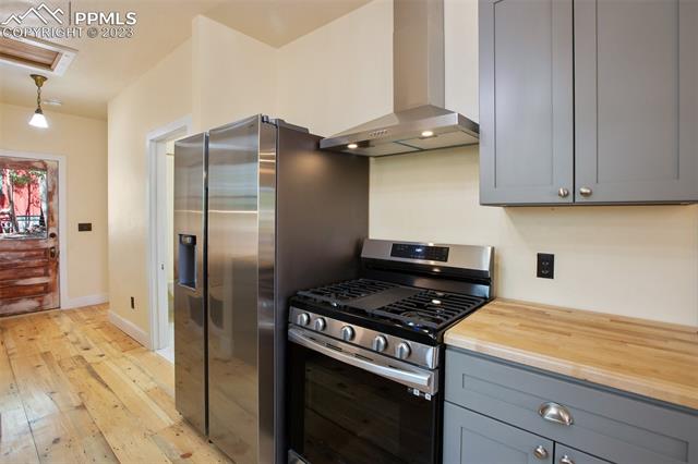 109 S 2nd Street