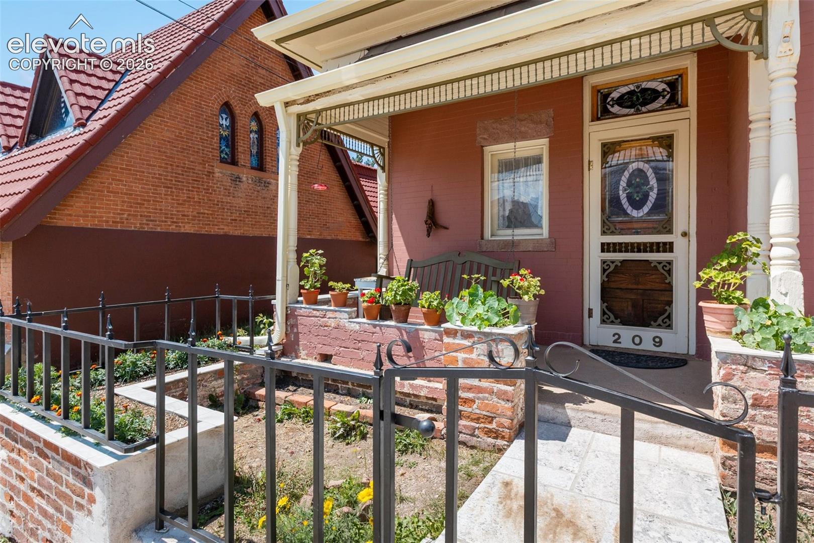 209 N 4th Street