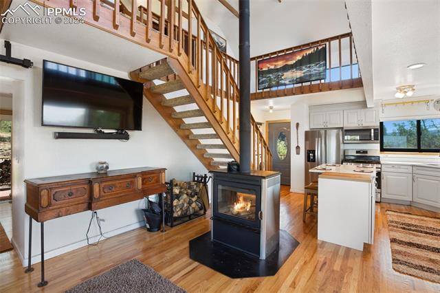 726 Moffat Drive