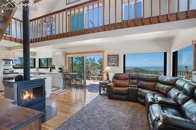 726 Moffat Drive