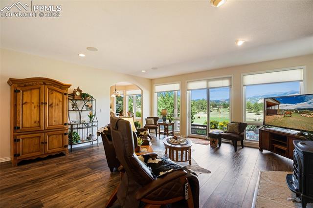 325 High Chateau Road