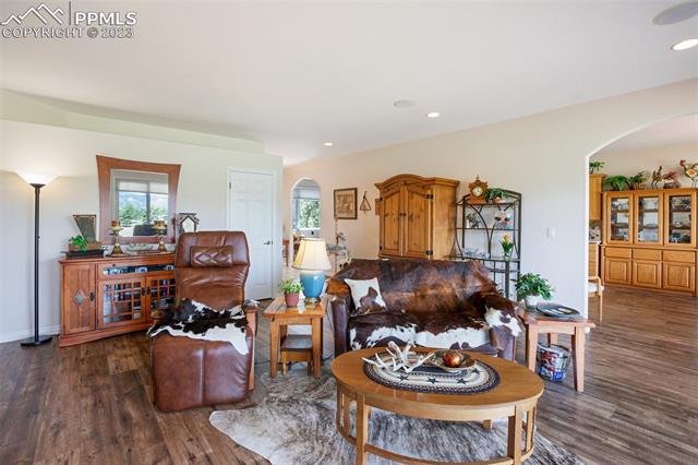 325 High Chateau Road