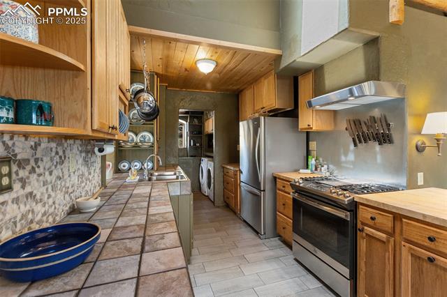 3153 Homestake Place