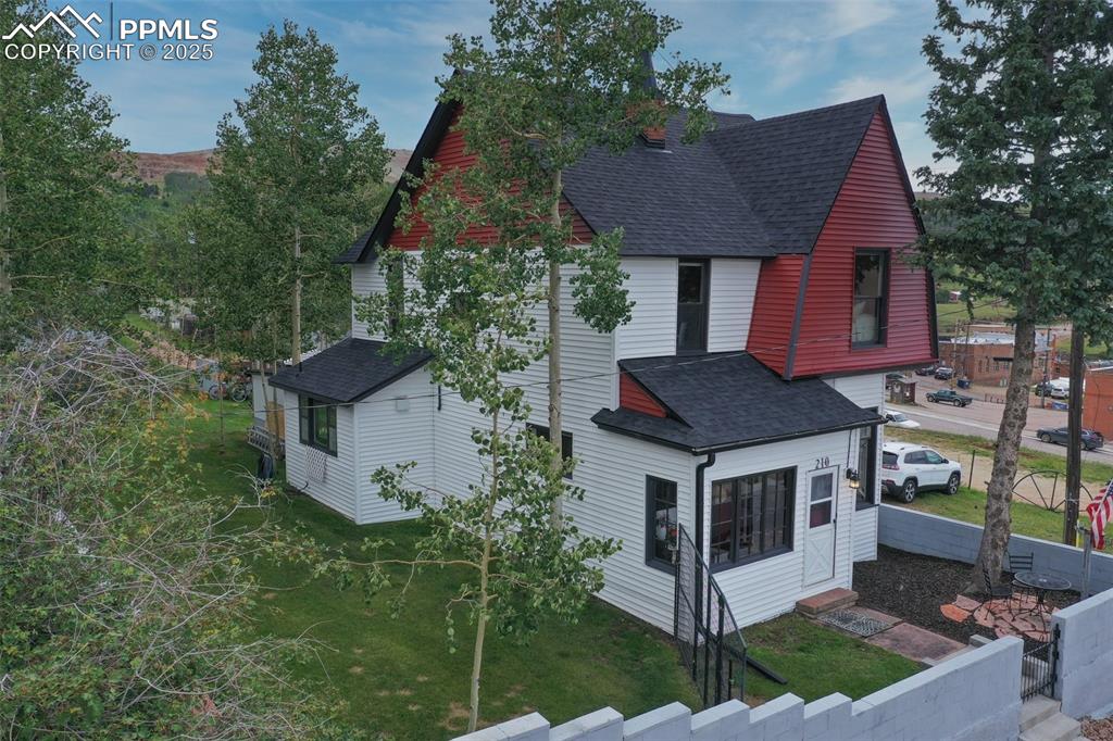 210 N 3rd Street