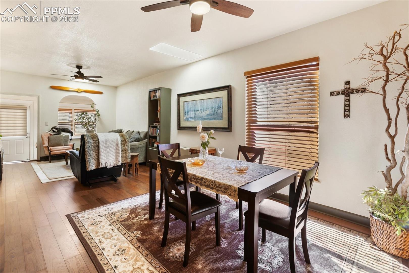 305 N 4th Street