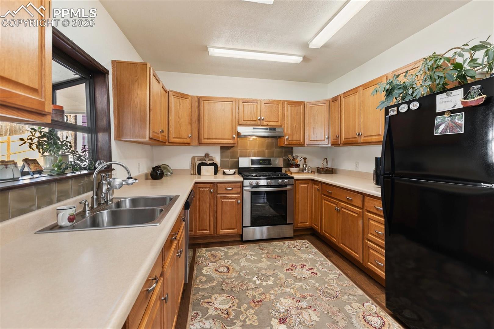 305 N 4th Street