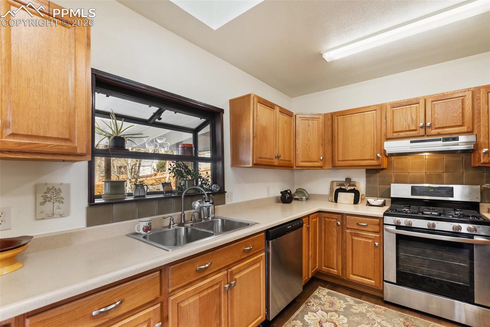 305 N 4th Street