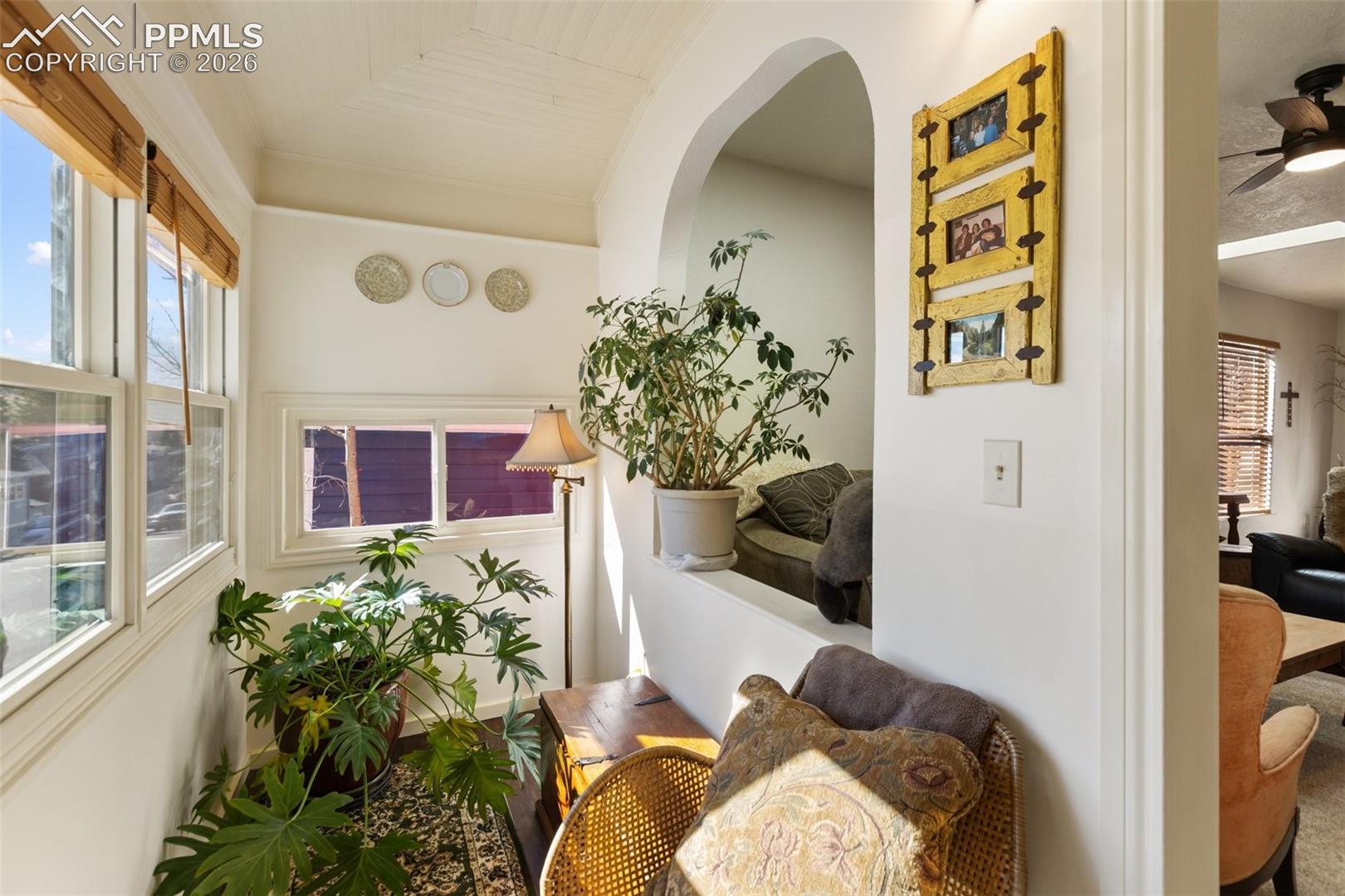 305 N 4th Street