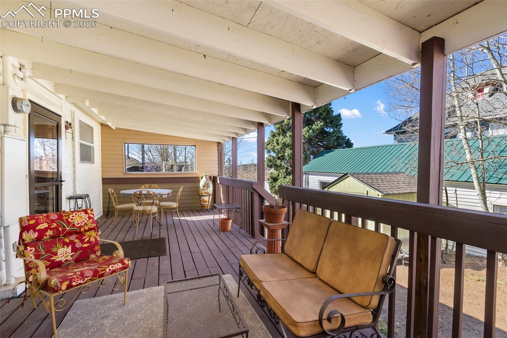 305 N 4th Street