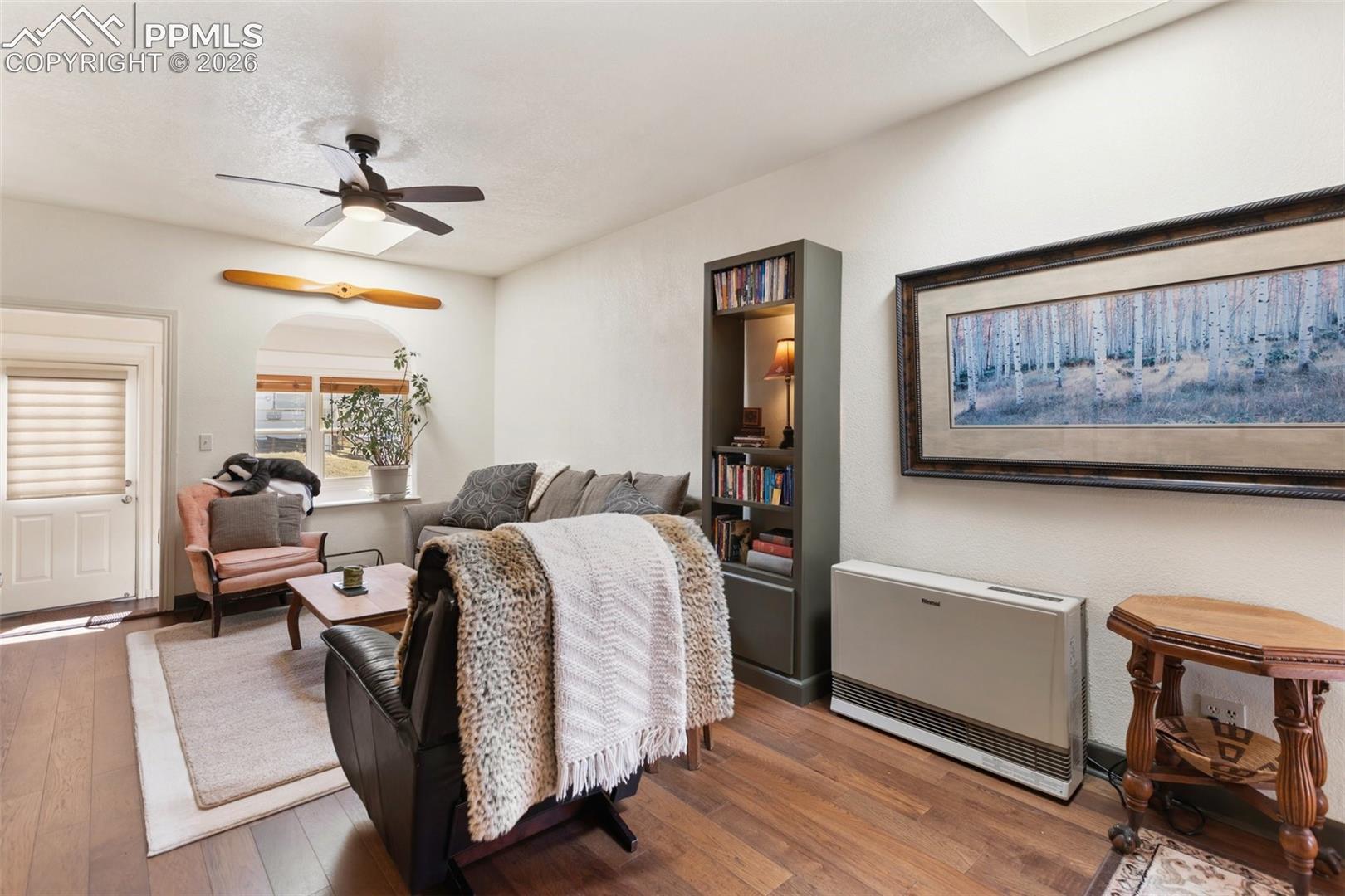 305 N 4th Street
