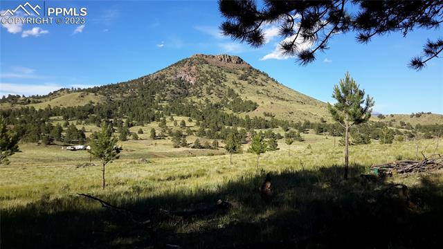 9048 County Road 102