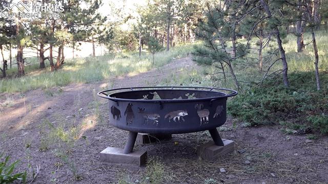 9048 County Road 102