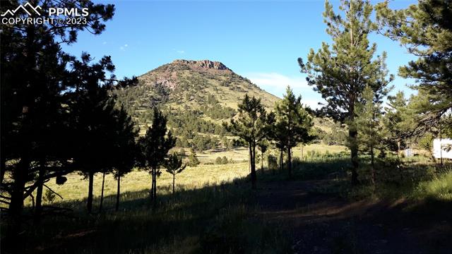 9048 County Road 102