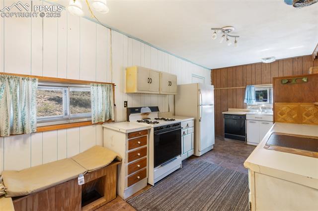 272 Spring Valley Trail