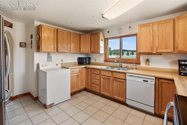949 Doe Valley Road