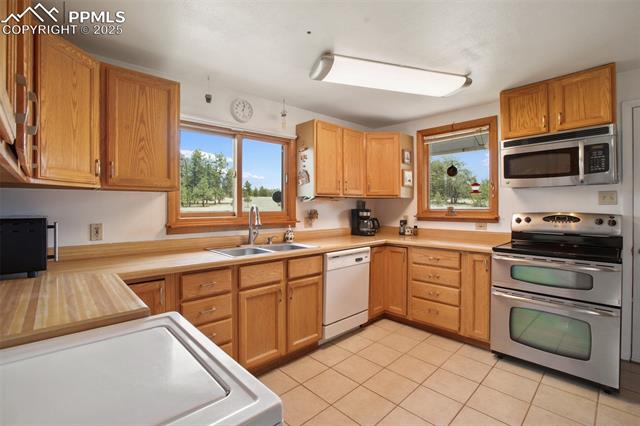 949 Doe Valley Road