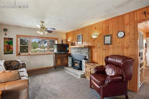 949 Doe Valley Road