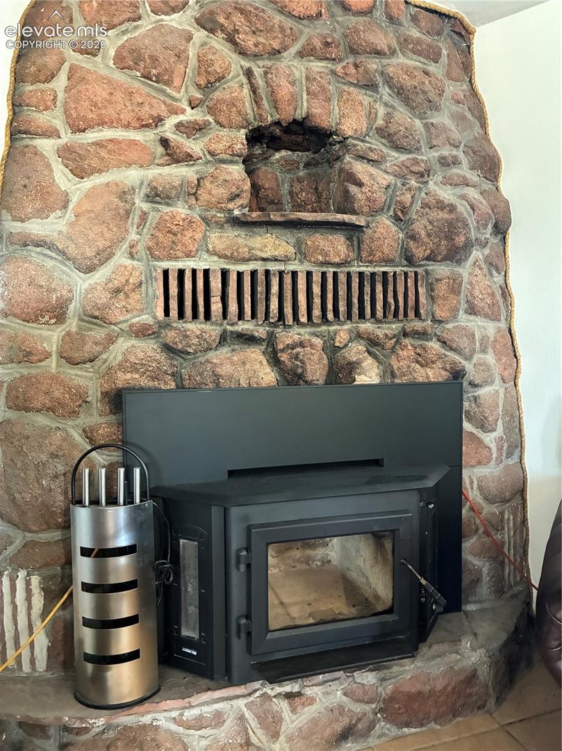 1805 Cr 1