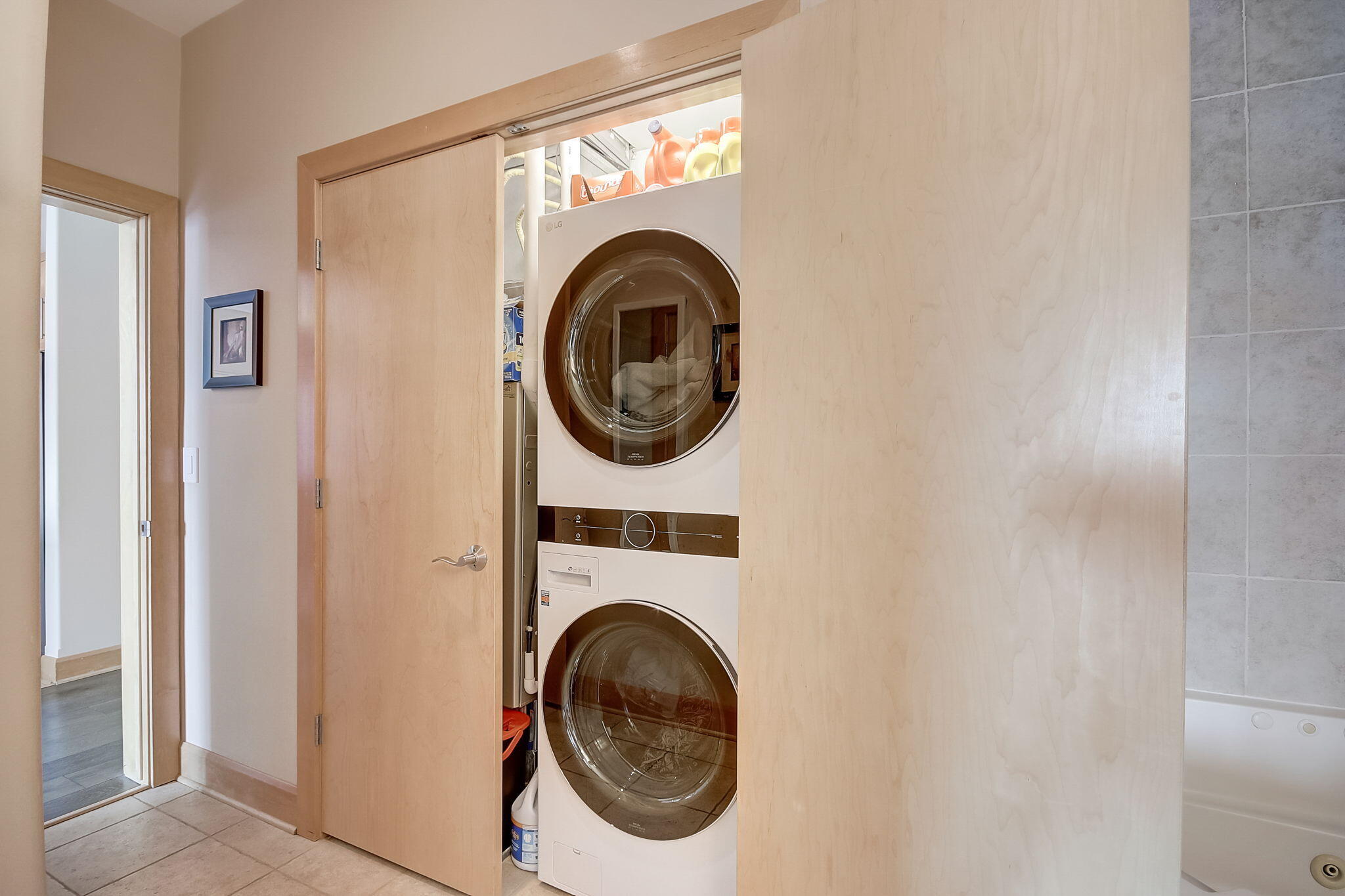 1550 E Royall Pl 802