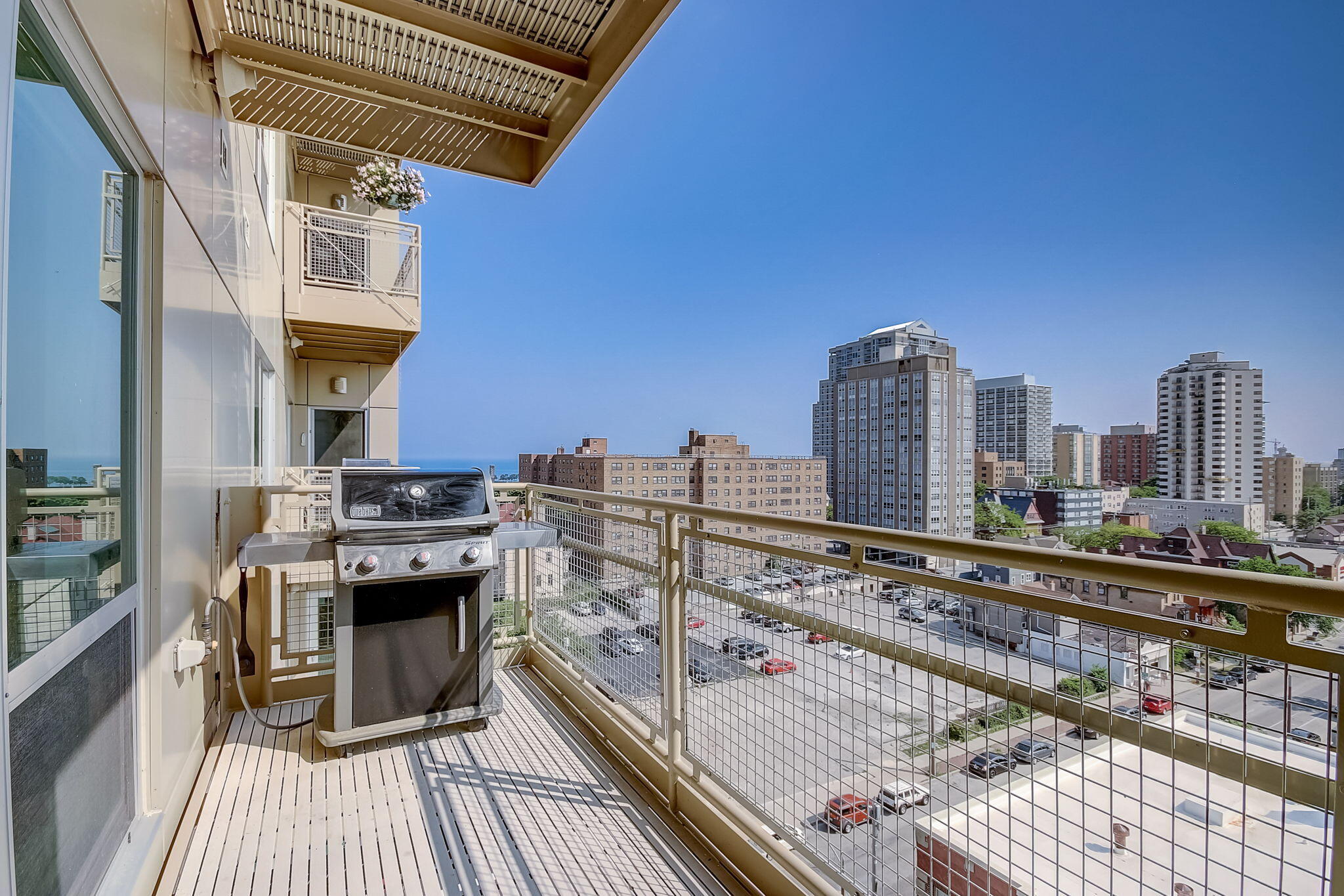 1550 E Royall Pl 802